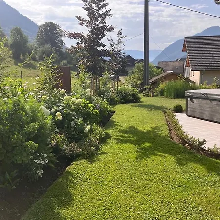 La Aux Fleurs